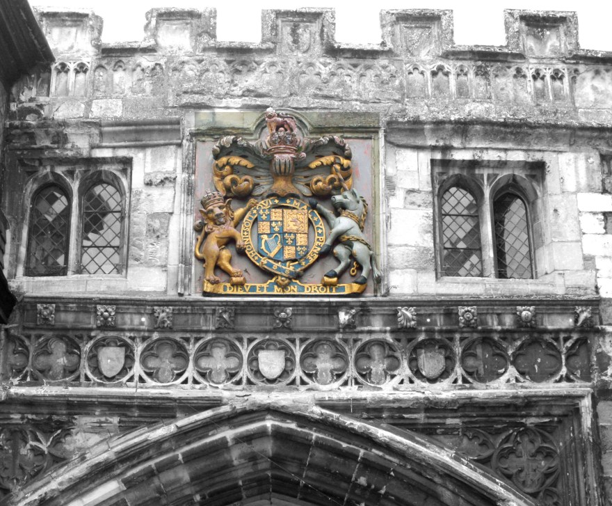 dieu et mon droit_edited-2