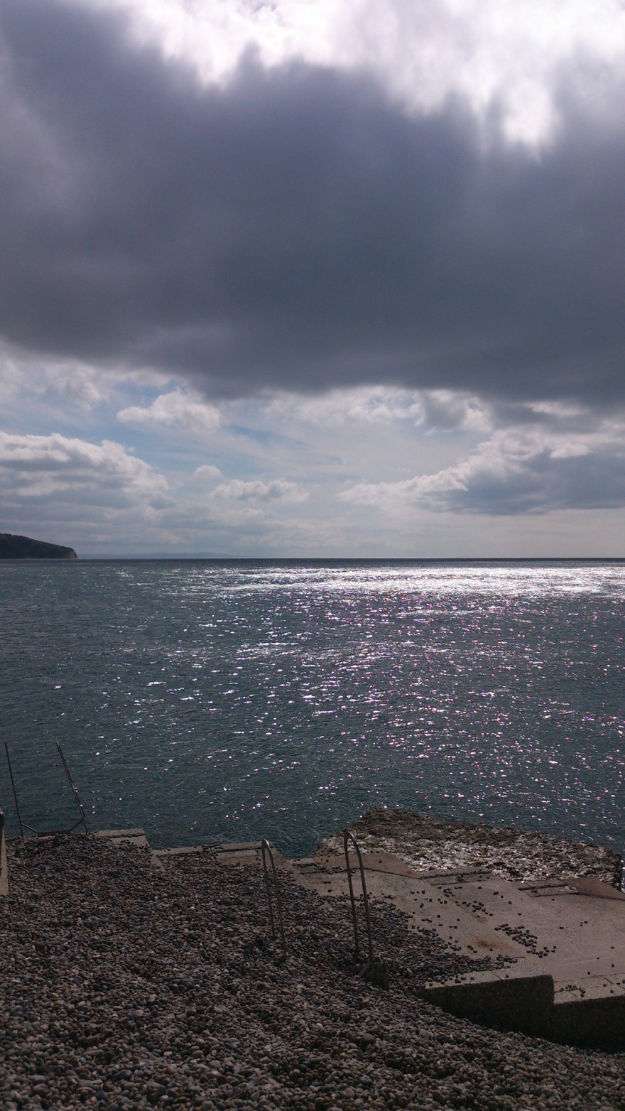 A shimmering horizon